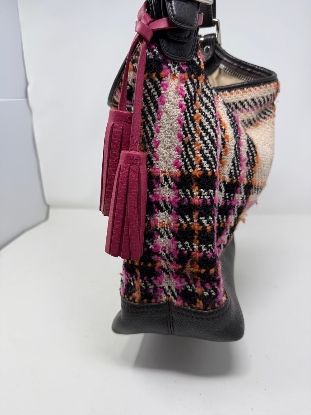 Coach Multicolor Tweed Shoulder Bag with Pink Tassel - Picture 3 of 16